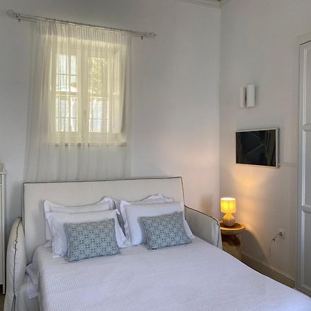 Halki Sea Breeze - A Waterfront Villa Luaran gambar