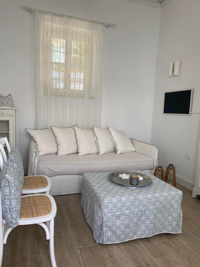 Halki Sea Breeze - A Waterfront Villa Luaran gambar